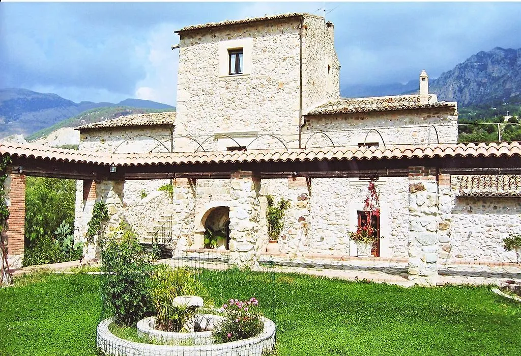 Villa Giardino Donna Lavia à Polizzi Generosa Séjour à la ferme