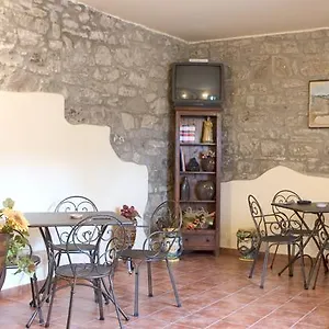 Alloggio per agriturismo Il Baglio Di Nonna Clelia, Polizzi Generosa